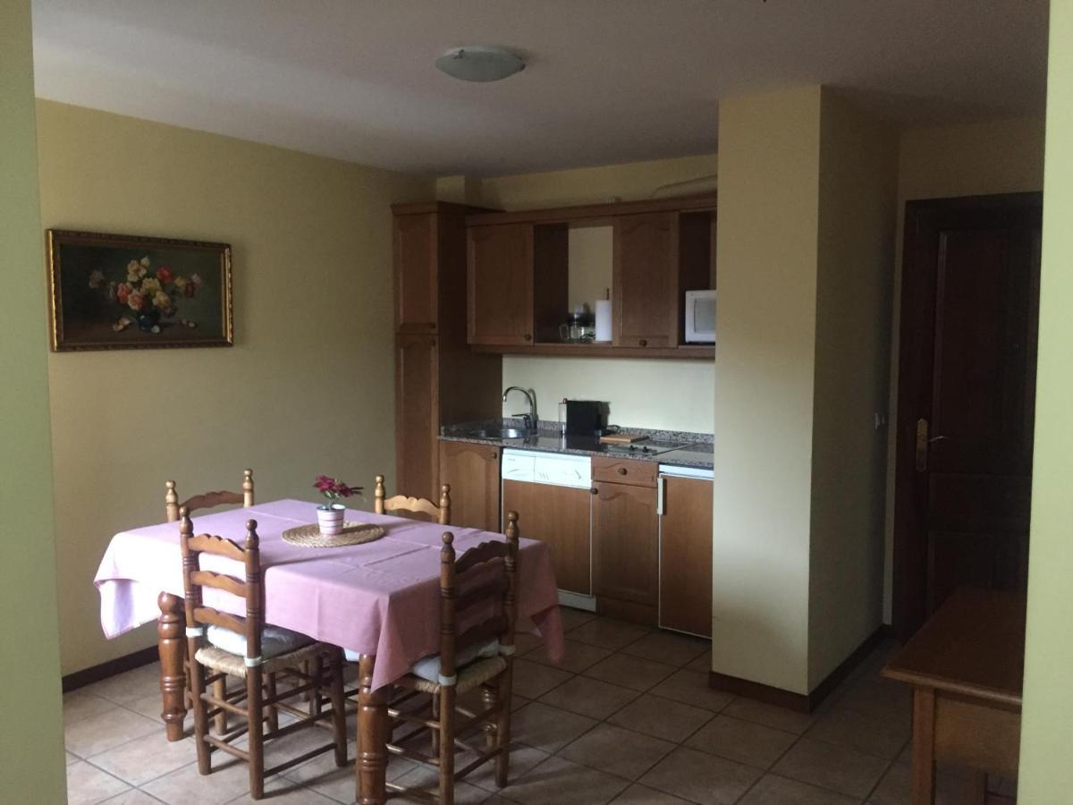 apartamentos turisticos san juan de la peña Santa Cruz De La Seros Bagian luar foto